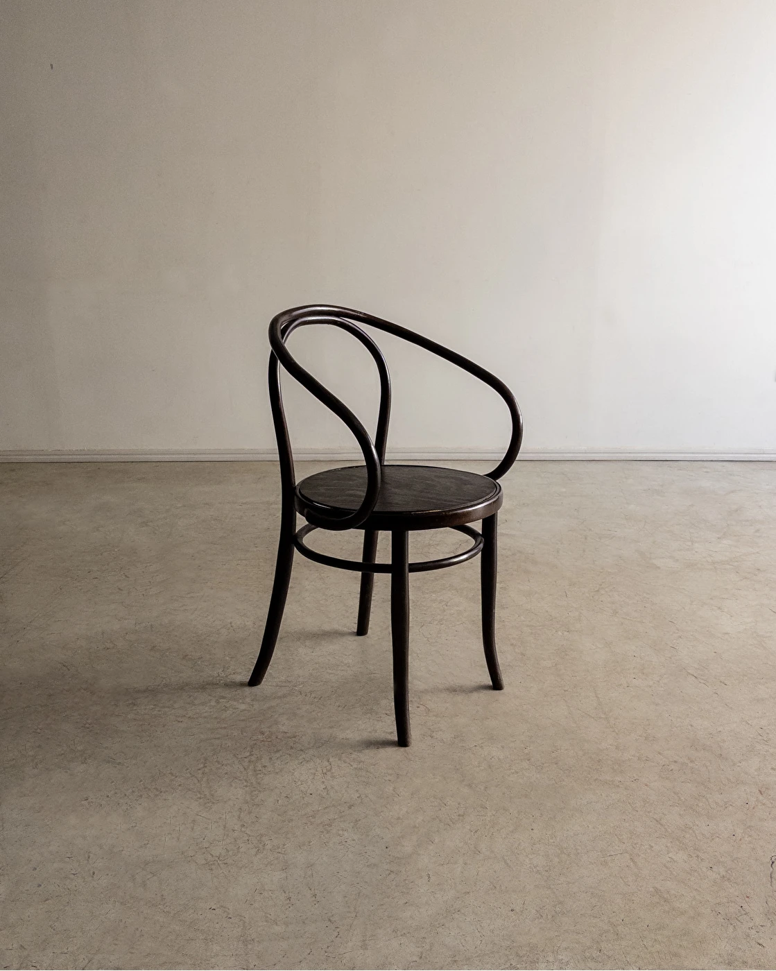 ダイニングチェア vintage thonet chair Cadeira Thonet 'No. B9' – Thonet (1930's) | Boobam